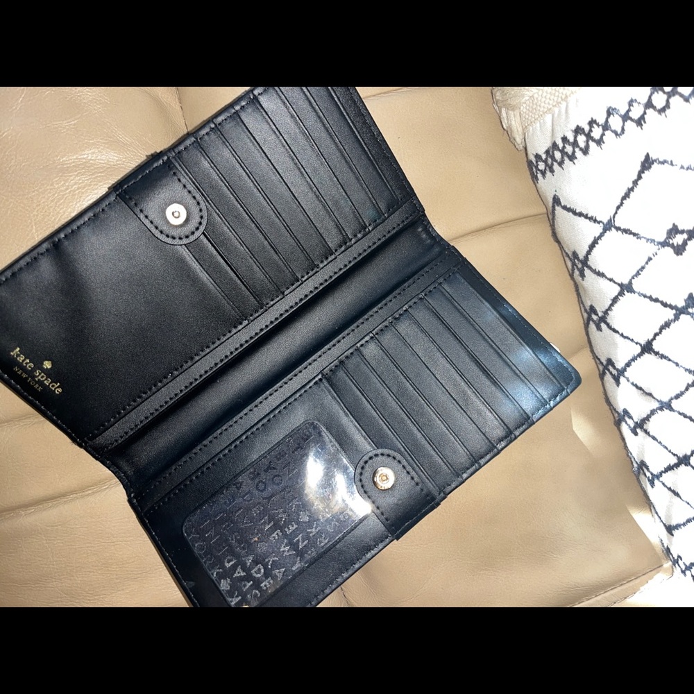 Kate Spade Wallet - Picture 2 of 3